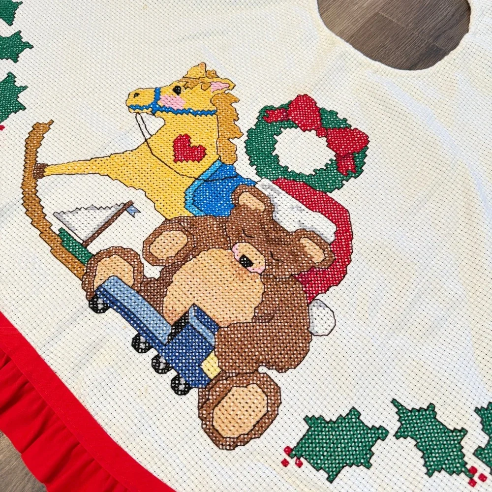 Vintage Handmade Cross Stitch Christmas Tree Skirt Teddy Bears Toys Red Ruffle